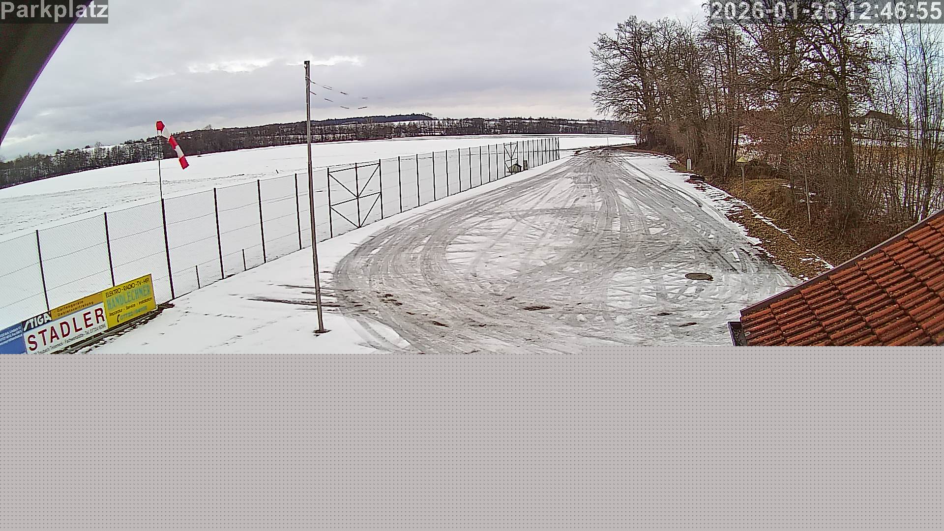 Hier sollte eigentlich ein Bild vom Parkplatz sein.